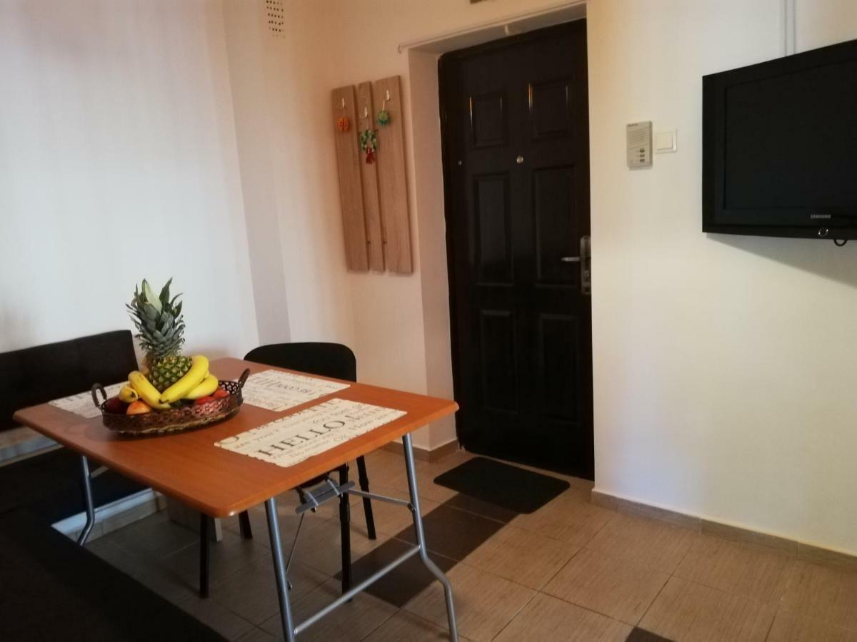 Central Appartment St'S Martin Church 布拉索夫 外观 照片