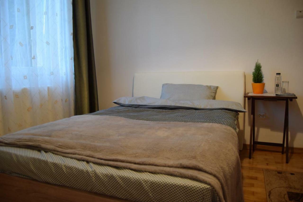 Central Appartment St'S Martin Church 布拉索夫 外观 照片