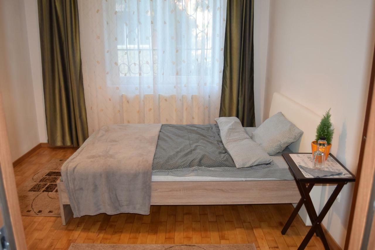 Central Appartment St'S Martin Church 布拉索夫 外观 照片