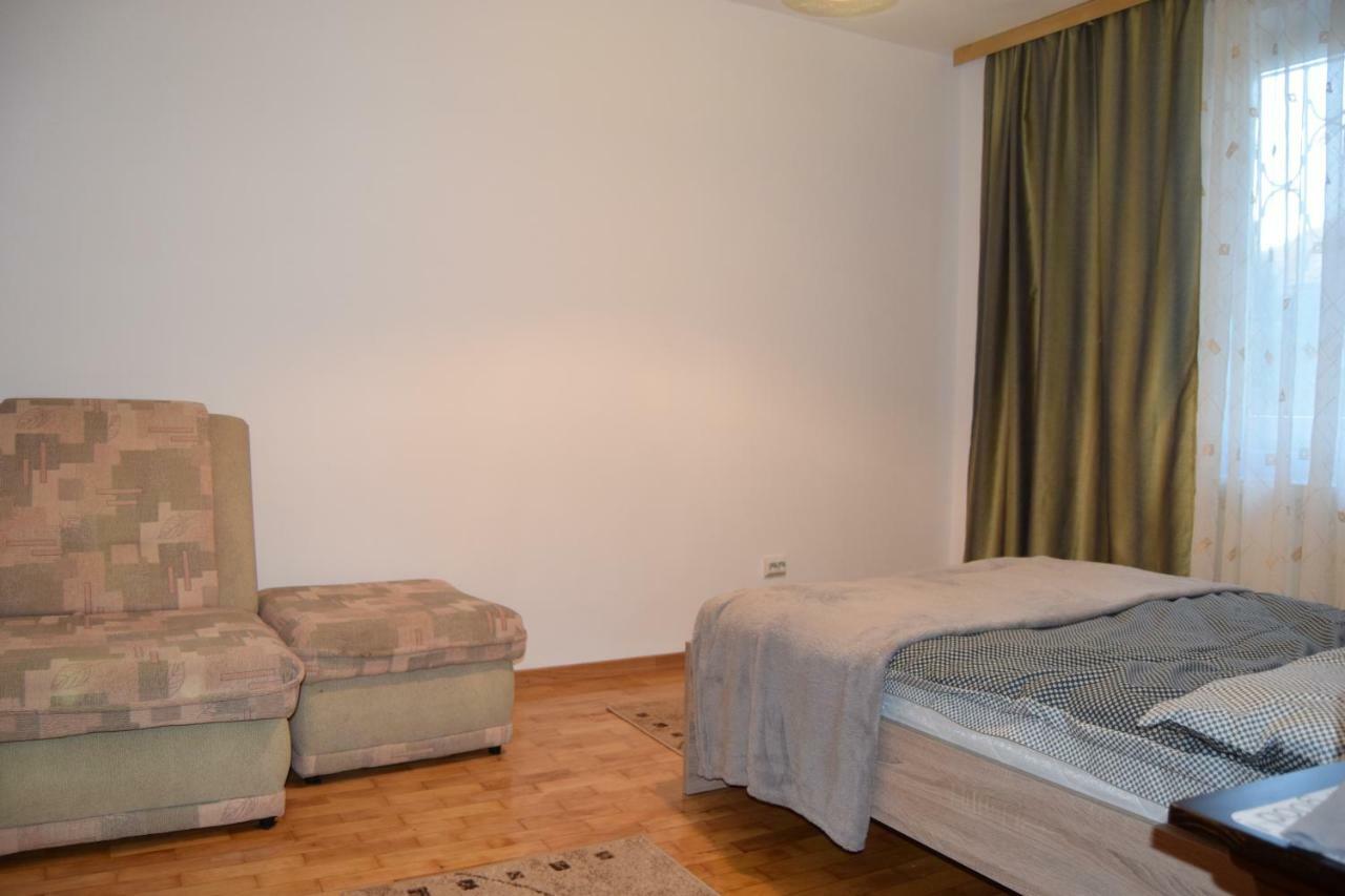 Central Appartment St'S Martin Church 布拉索夫 外观 照片